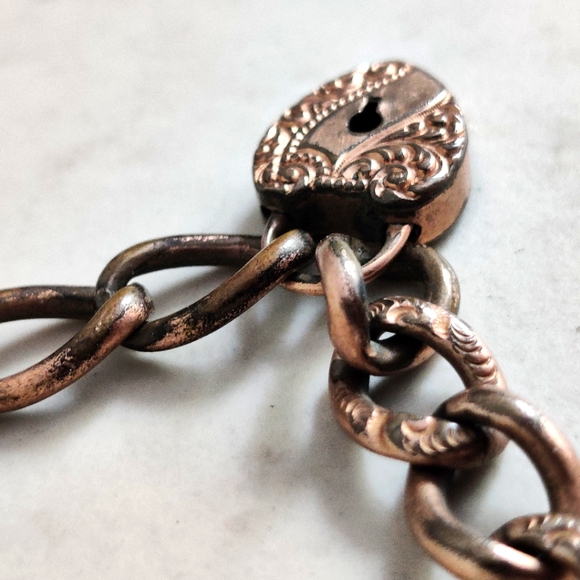 Antique Victorian Gold Filled Sweetheart Repousse Padlock Chunky Bracelet - Picture 5 of 16